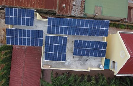 Lắp đặt điện mặt trời cho trường học – Vì sự phát triển của thế hệ tương lai