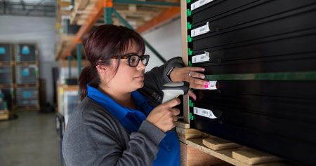 Ưu tiên đa dạng nhà cung cấp trong ngành năng lượng mặt trời tại SEIA