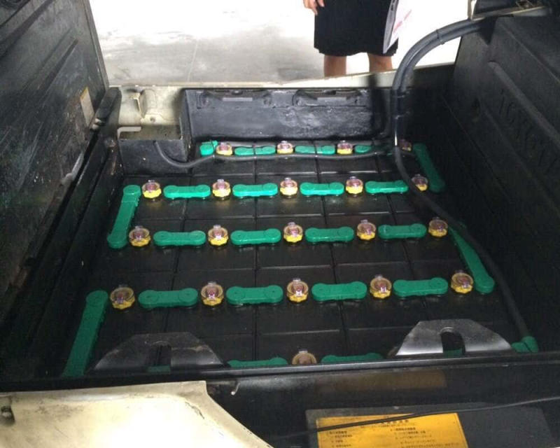 Bảo dưỡng bình ắc quy xe nâng định kỳ