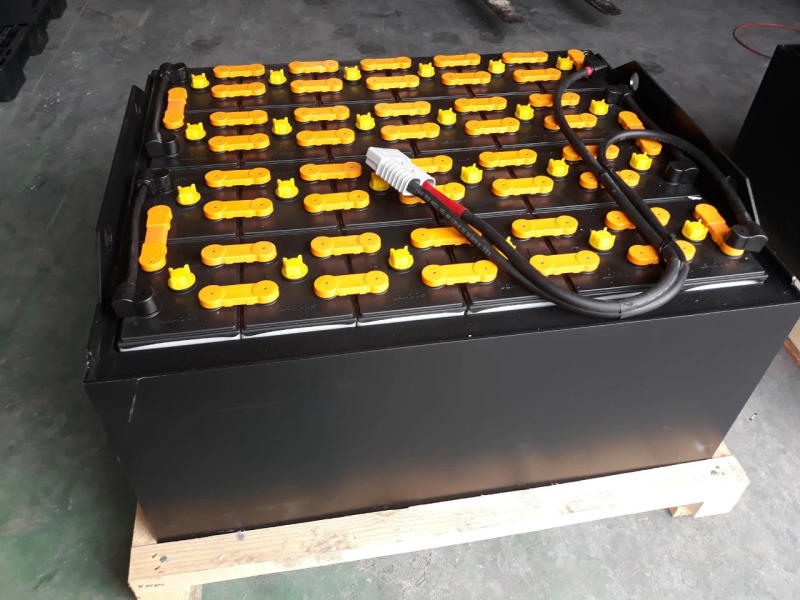 Các bước thay pin lithium cho xe nâng điện